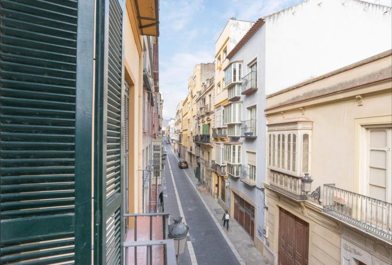 Merced10 2B Malaga Bagian luar foto